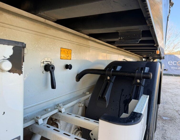 DAF TRACTOR + SEMI REMORQUE BENALU